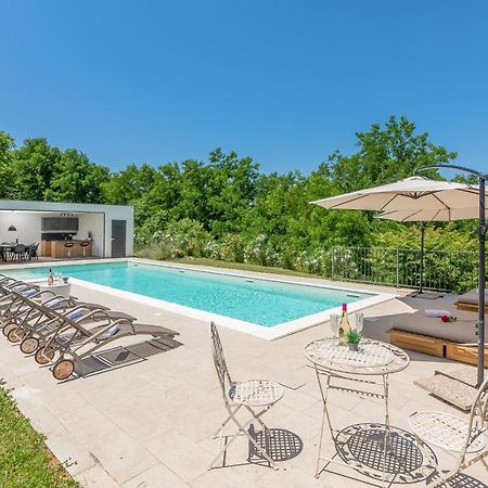 Villas Martincici With Large Pool Groznjan Ngoại thất bức ảnh